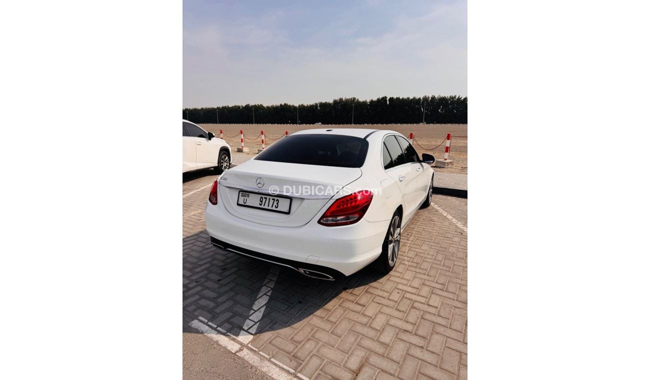 Mercedes-Benz C 300 AMG Pack 2.0L