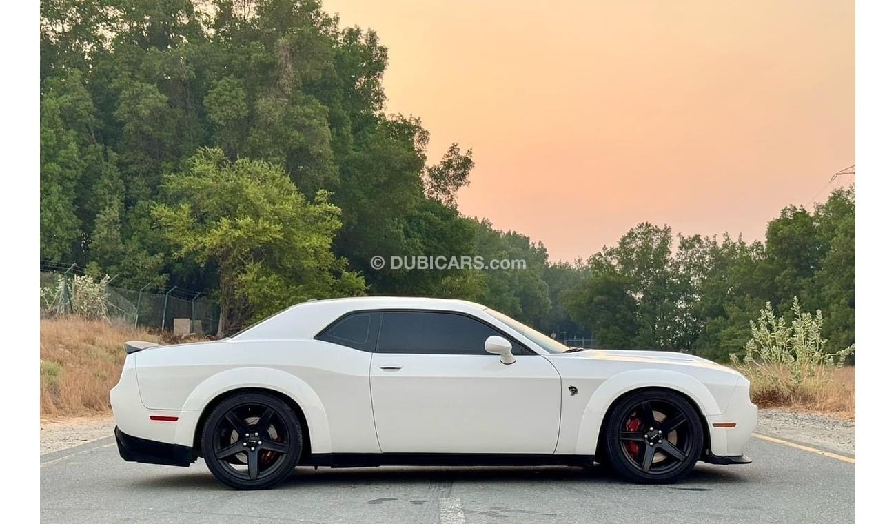 Dodge Challenger SRT Hellcat 6.2L (707 HP) ONLY 3500/- AED MONTHLY INSTALLMENT WITH ZERO DOWN PAYMENT