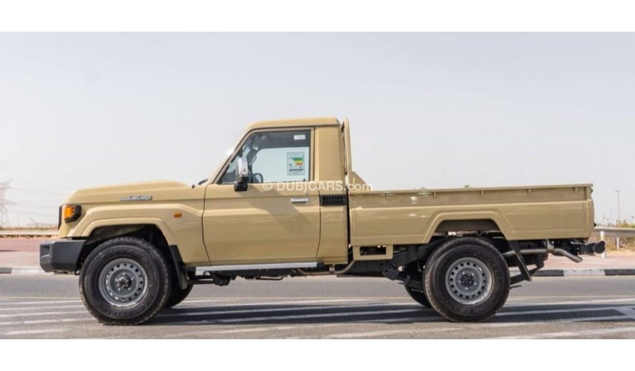 تويوتا لاند كروزر 70 SWB 4.0L 4WD