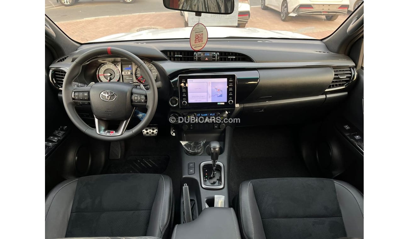 تويوتا هيلوكس HILUX GR SPORT 2.8L DSL