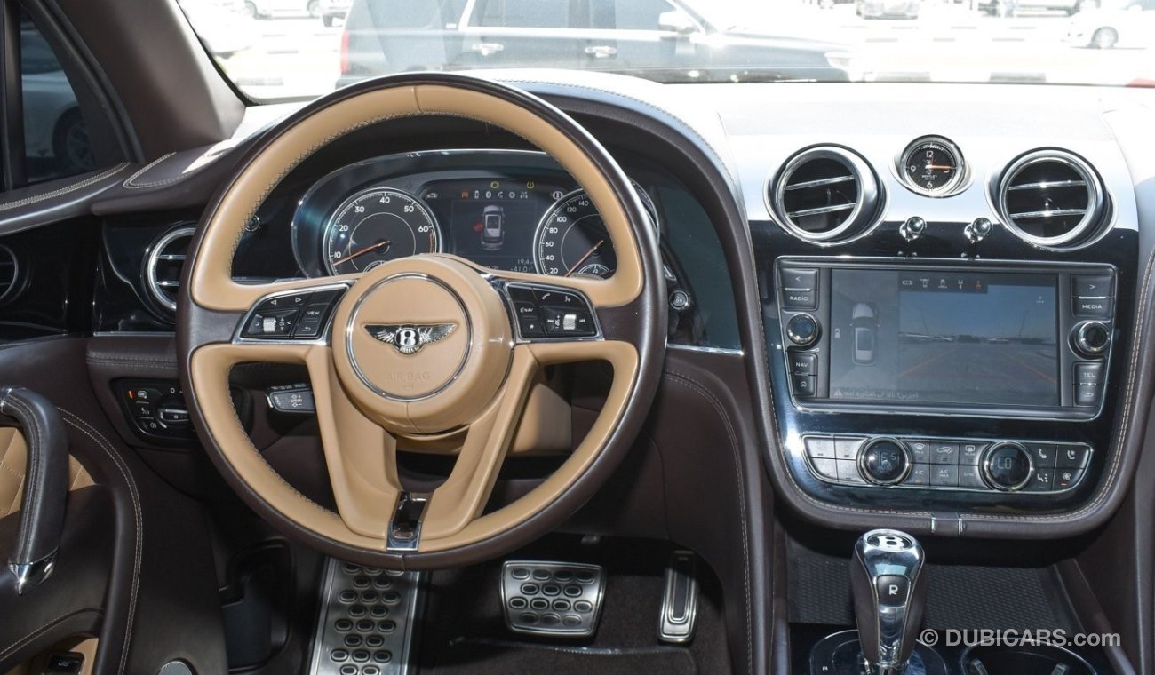 Bentley Bentayga Signature