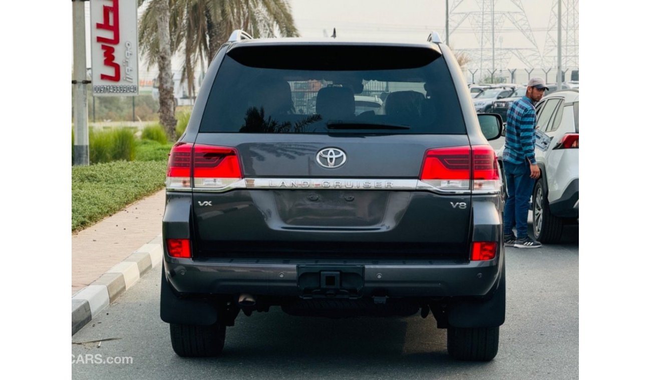 Toyota Land Cruiser Toyota Land Cruiser 2018 Vx full options top of the range