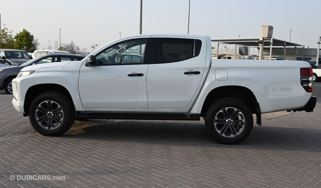 ميتسوبيشي L200 L200 SPORTERO 2.4L DIESEL GLS  4WD DCAB M/T –(MY 2023)