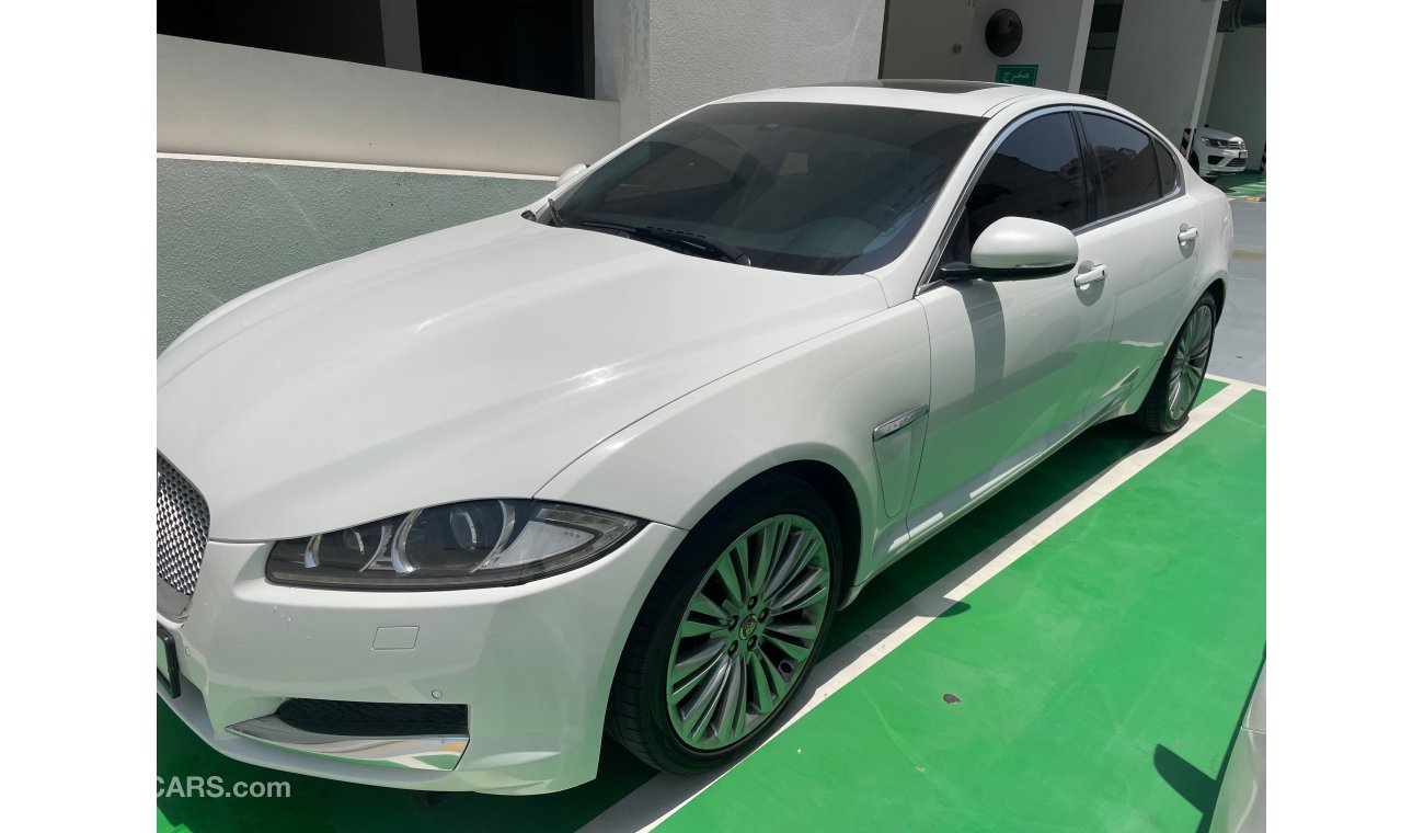 Jaguar XF