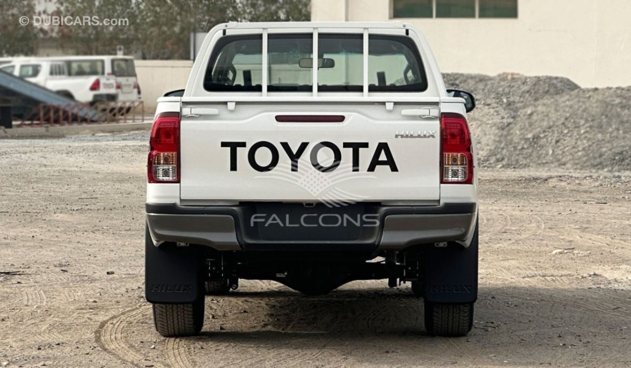 Toyota Hilux Double Cabin 2.4L Diesel [Africa]