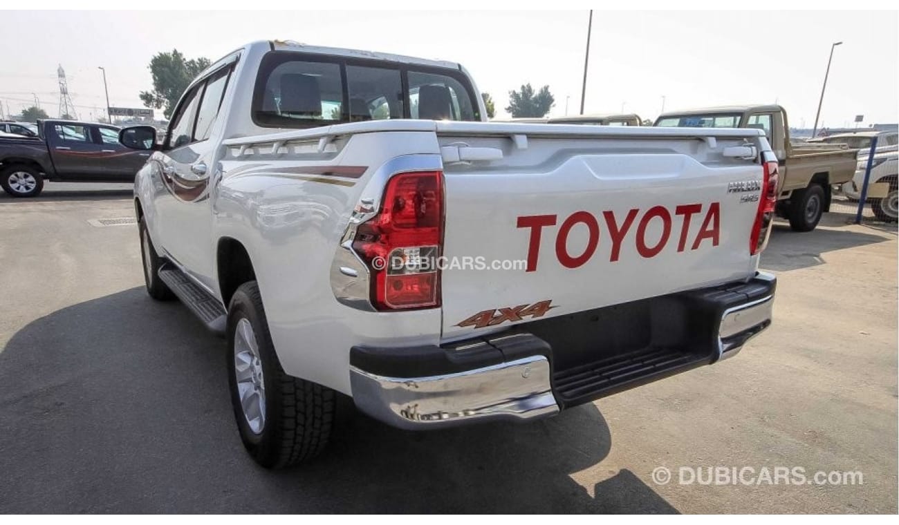 Toyota Hilux SR5 2.8 L 4X4 Double Cab