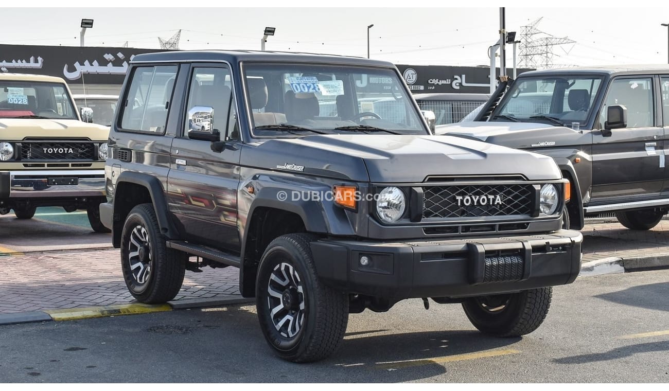 Toyota Land Cruiser Hard Top 4.0L V6 Petrol A/T