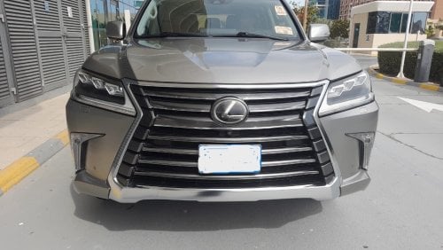 Lexus LX570