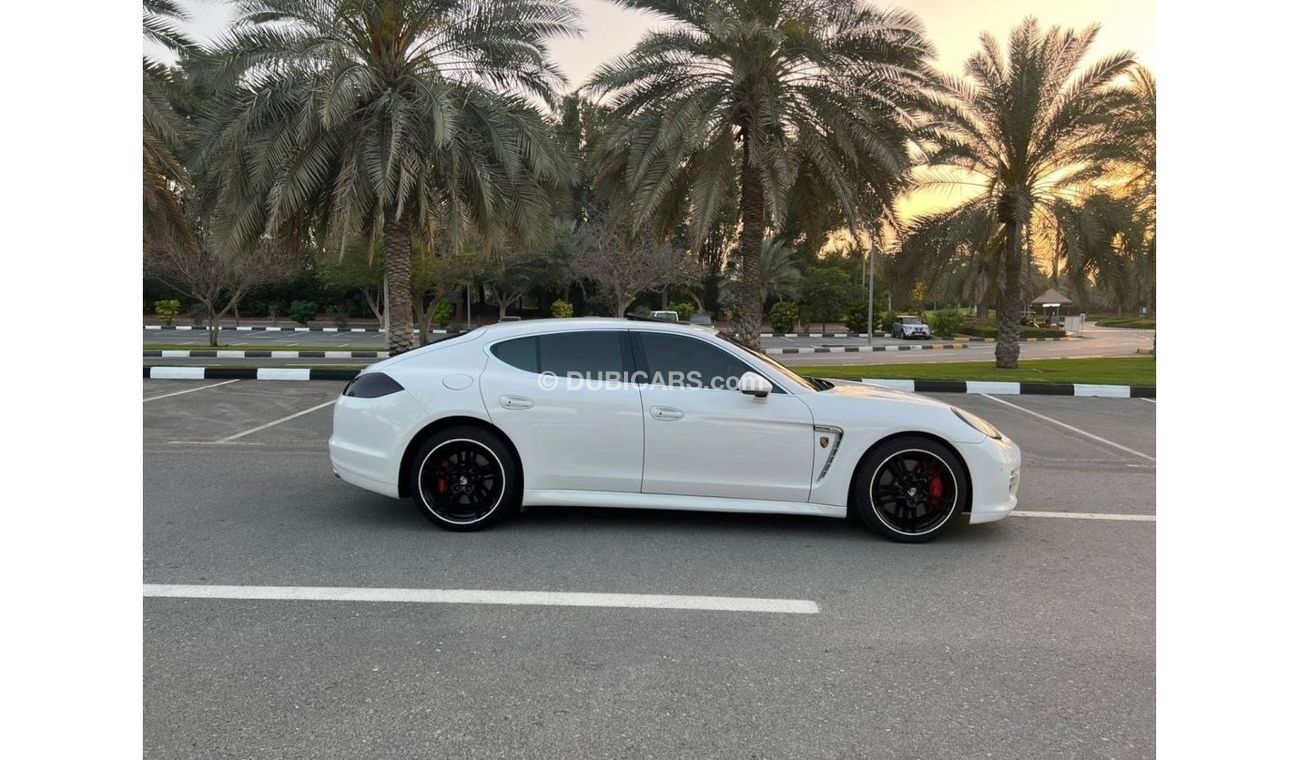 Porsche Panamera Gcc 2010