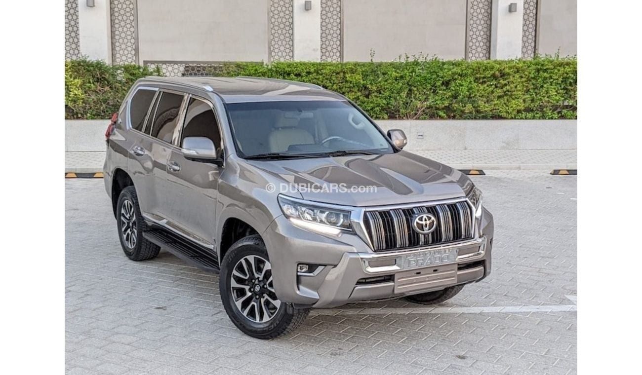 Toyota Prado Toyota Prado 2010 facelifted 2023 V4 2.7 In excellent condition