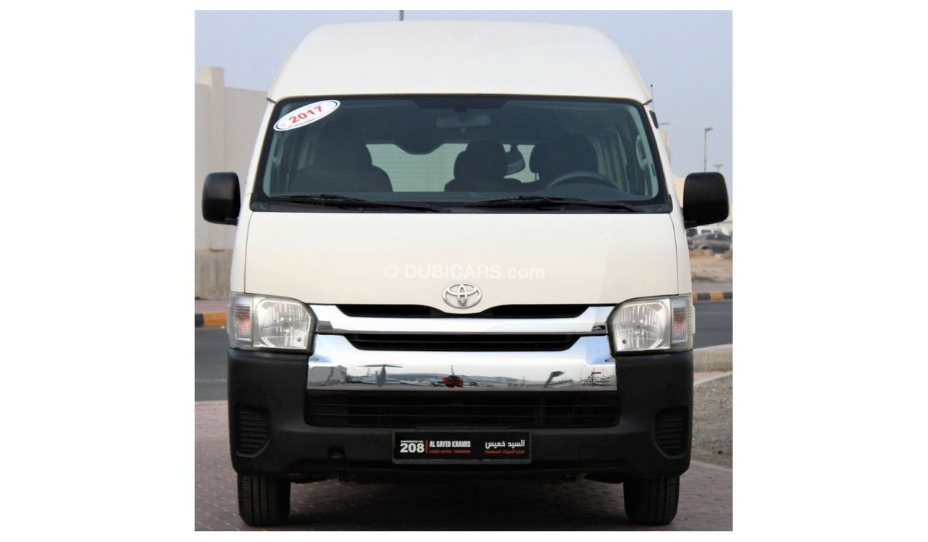 Toyota Hiace Toyota Hiace High Roof 2017 GCC in excellent condition without accidents, very clean from inside and