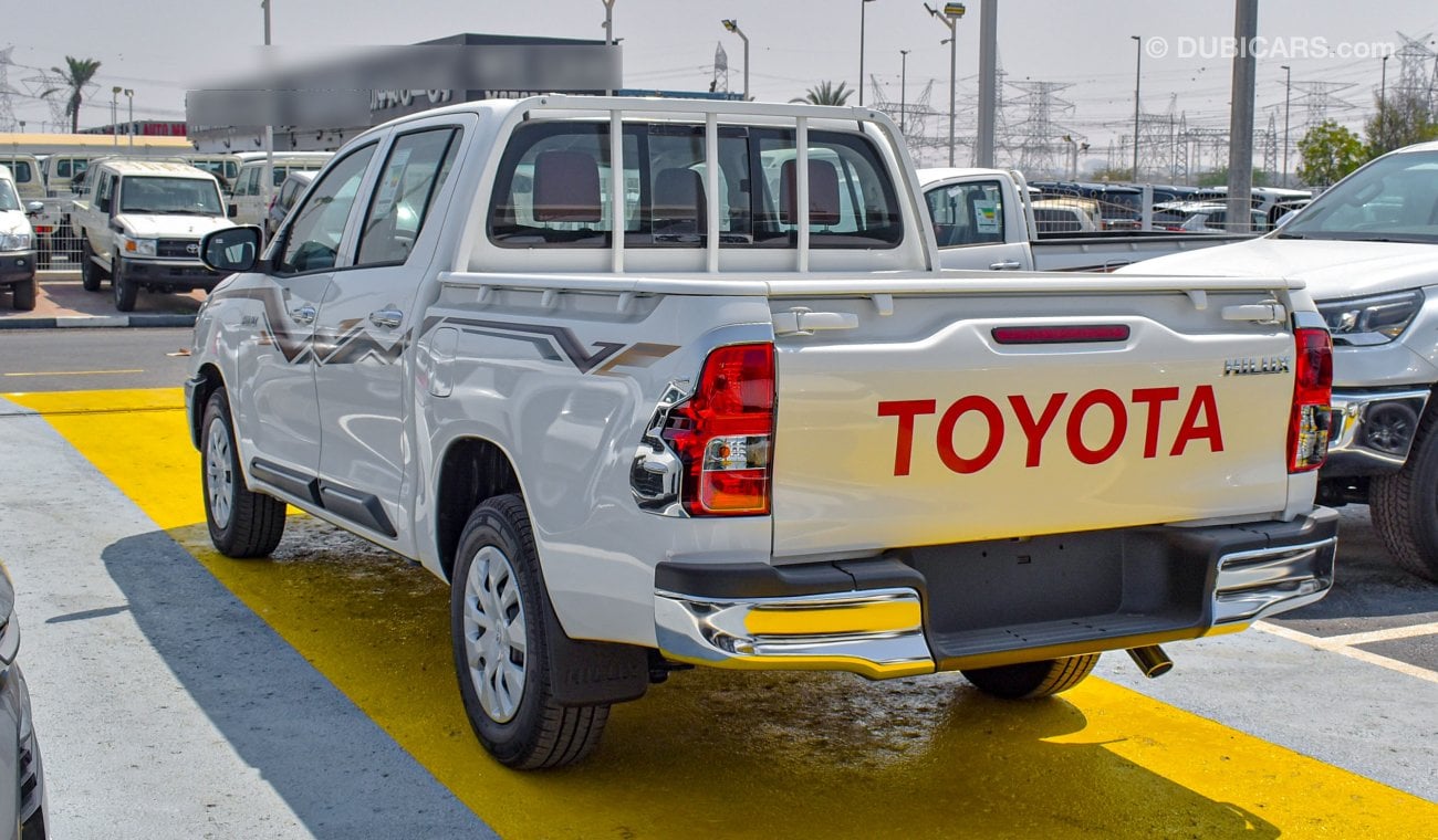 Toyota Hilux 2.7L M/T. RWD