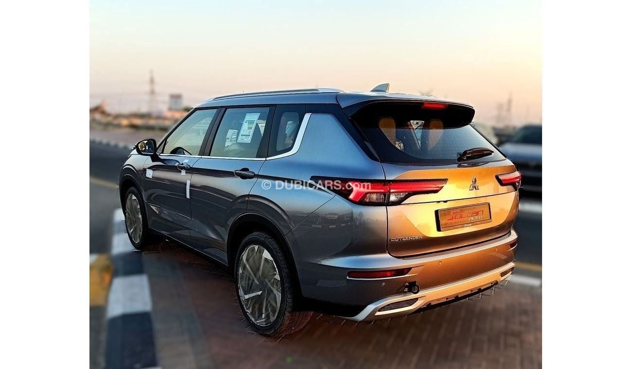 ميتسوبيشي آوتلاندر 2.5 H_LINE SUV 4WD 5 DOORS