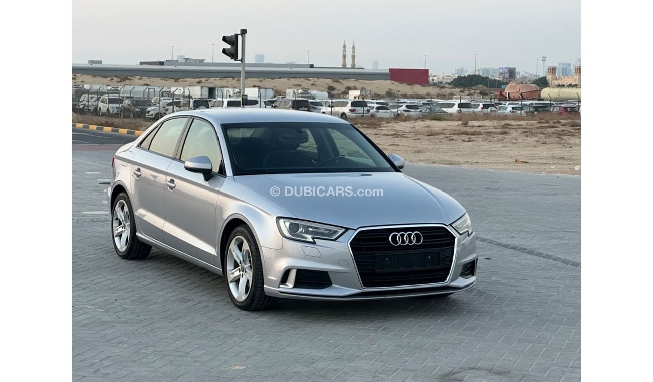 أودي A3 30 TFSI 1.0L MODEL 2017 GCC PERFECT CONDITION INSIDE AND OUTSIDE