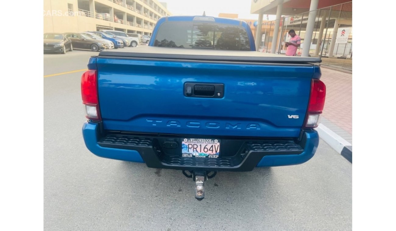 Toyota Tacoma 4x4 push sunroof