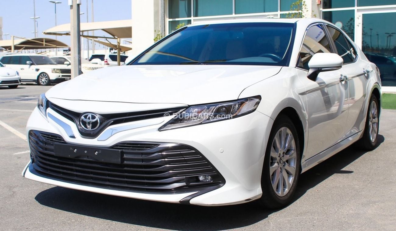 Used Toyota Camry 2020 for sale in Dubai - 541733