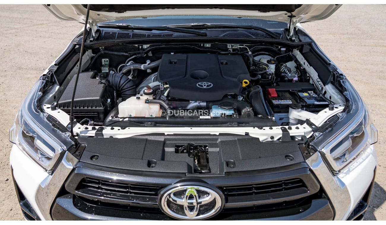 تويوتا هيلوكس Toyota Hilux 2.4L Diesel AT Full option MY2024