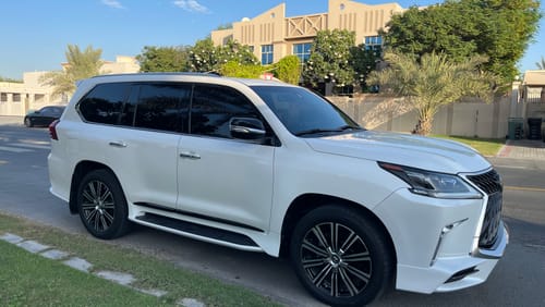 Lexus LX570