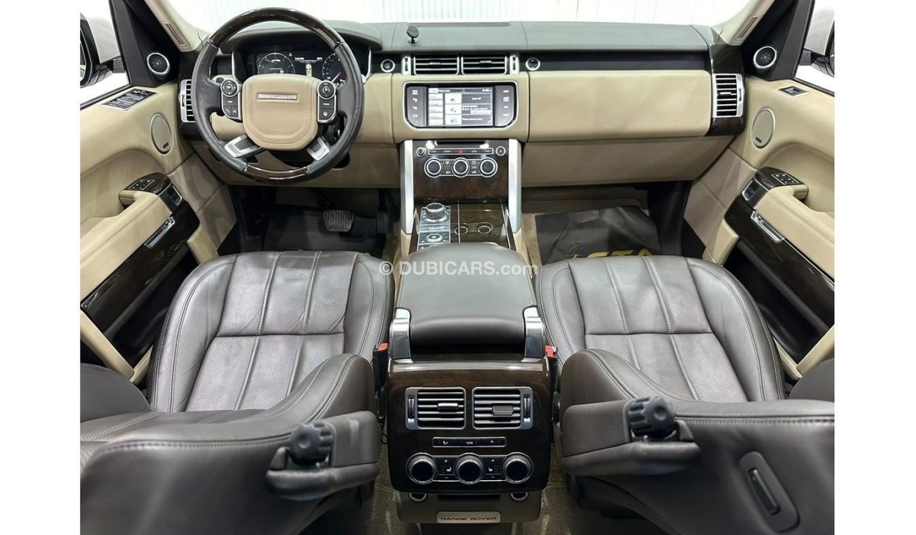 Land Rover Range Rover 2015 Range Rover Vogue SE Supercharged, Service History, Low Kms, Excellent Condition, GCC