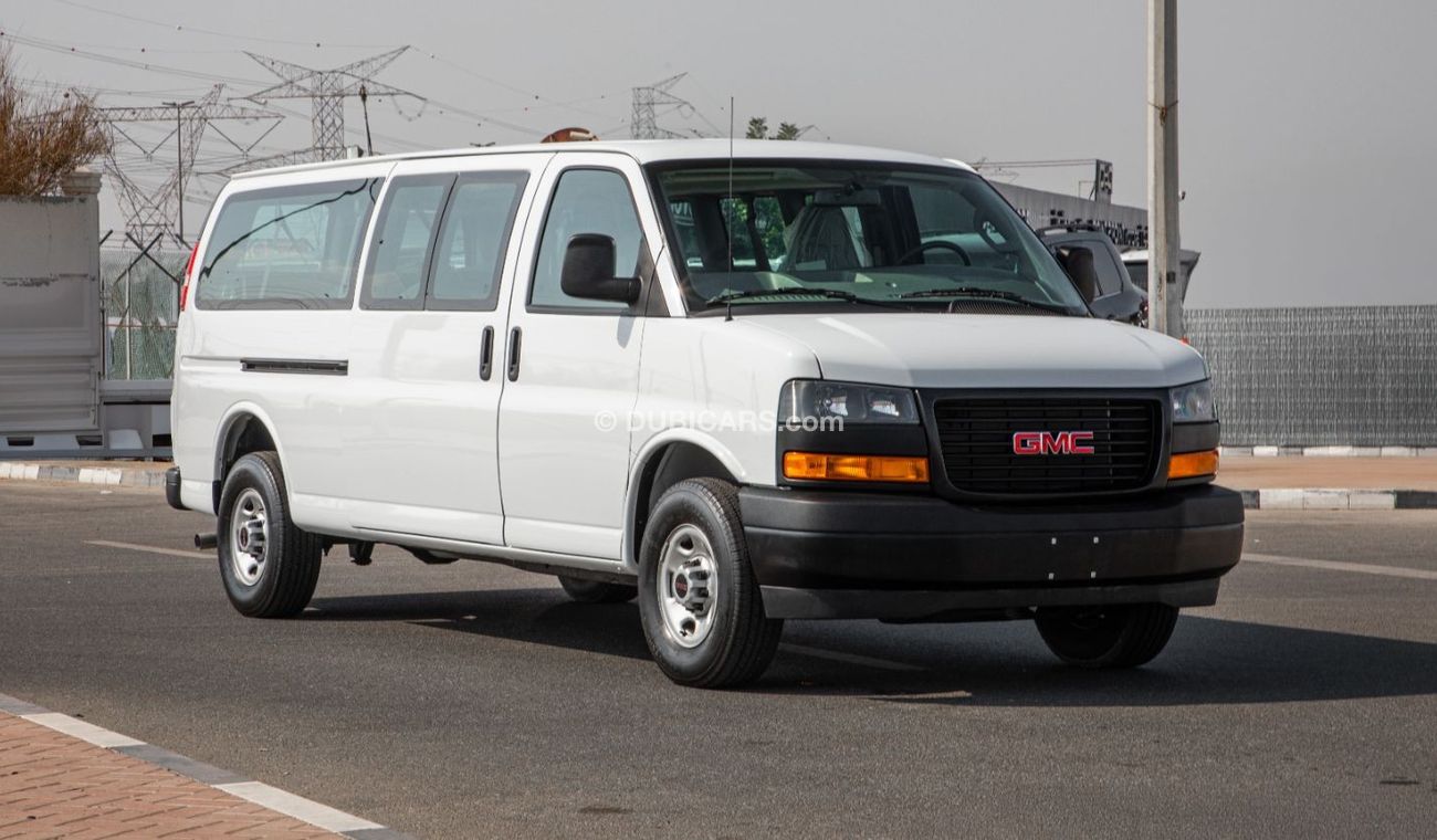 جي أم سي سافانا 2023 GMC SAVENA 3500 EXT (15 SEATER) GCC + 10% Local Registration