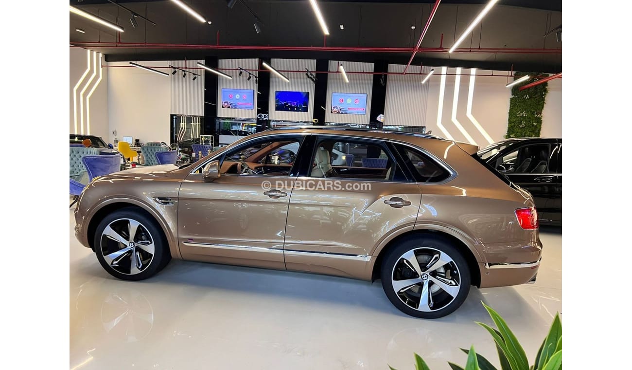 Bentley Bentayga 2017 BENTLEY BENTAYGA W12 | GCC | First Edition | Under Warranty Till 2026