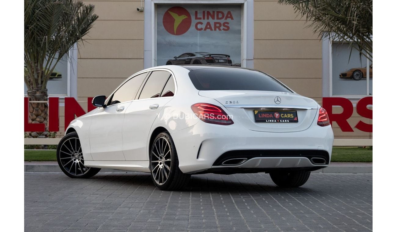 مرسيدس بنز C200 Mercedes-Benz C200 AMG Pack 2016 GCC under Warranty with Flexible Down-Payment.