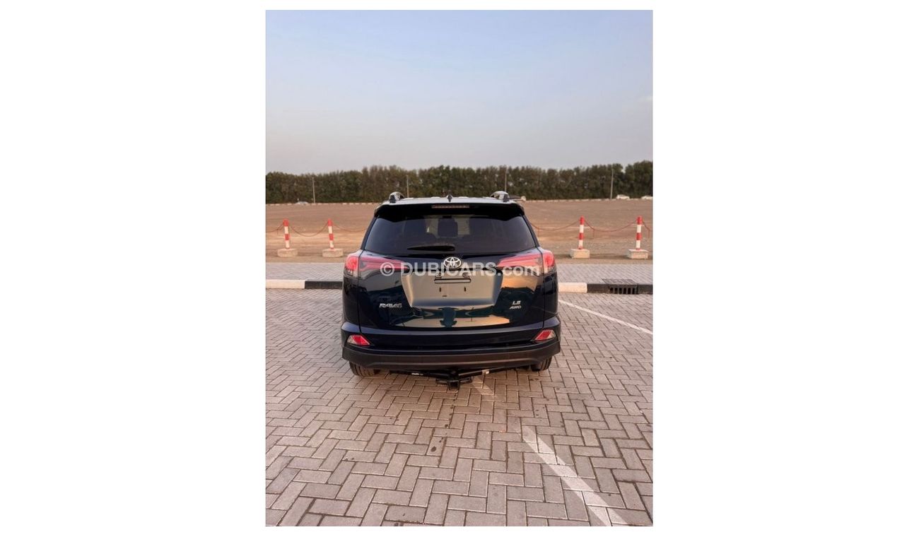 Toyota RAV4 VX 2018 Toyota RAV4 LE (AX40), 5dr SUV, 2.5L 4cyl Petrol, Automatic, Four Wheel Drive