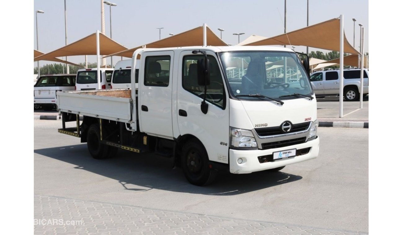 هينو 300 2016 | DOUBLE CABIN CANTER 3 TON WITH GCC SPECS AND EXCELLENT CONDITION