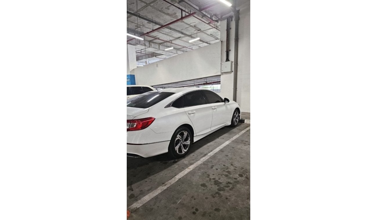 هوندا أكورد Sport 1.5L