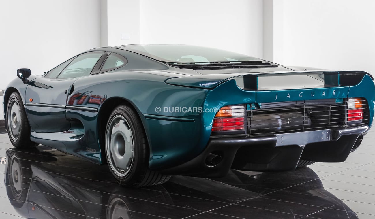 Jaguar XJ220