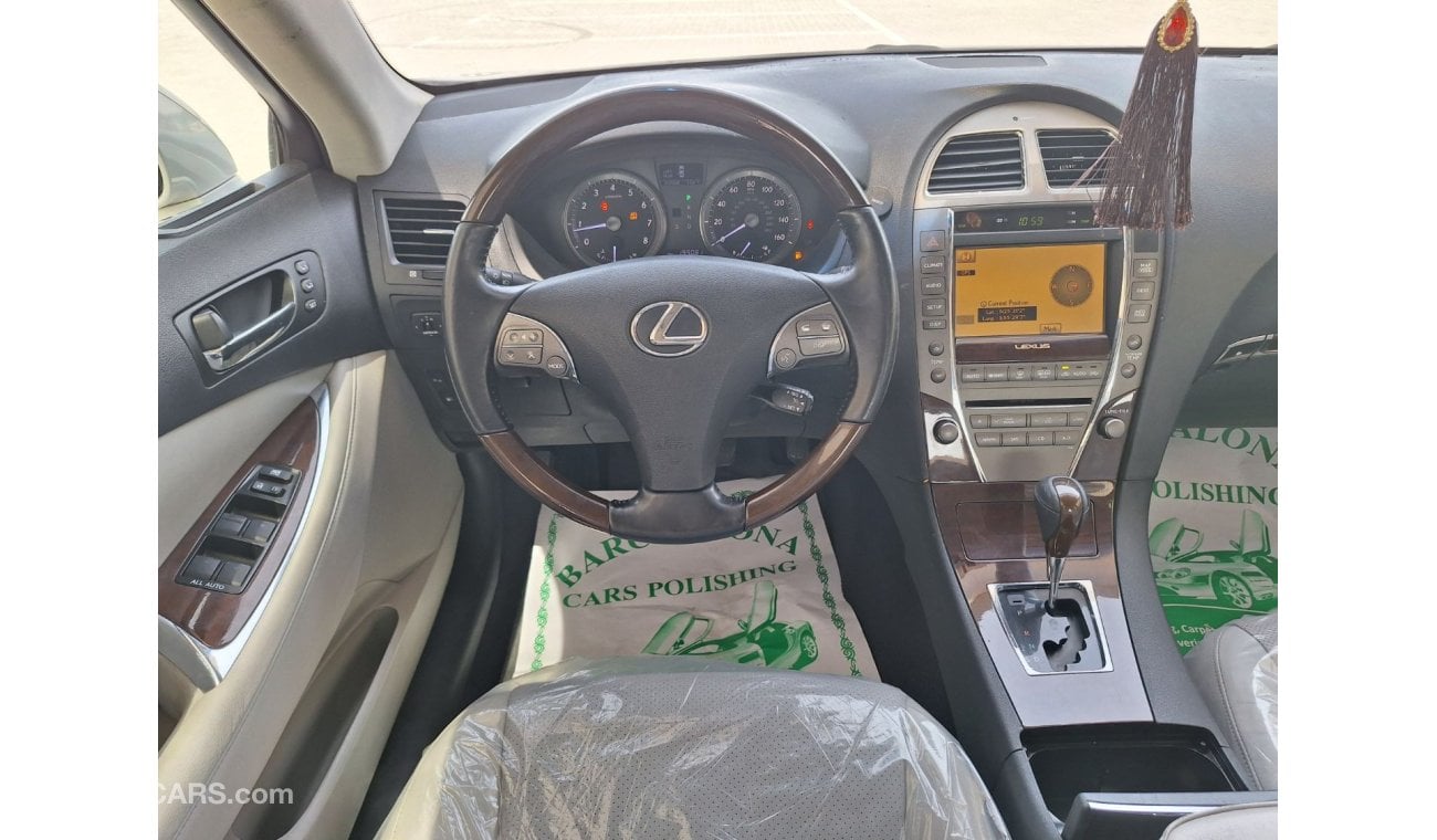 لكزس ES 350 Lexus Es 350 full option USA good condition no accident