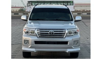 Toyota Land Cruiser تويوتا لاندكروزر GXR V8 خليجي 2012 محول 2015