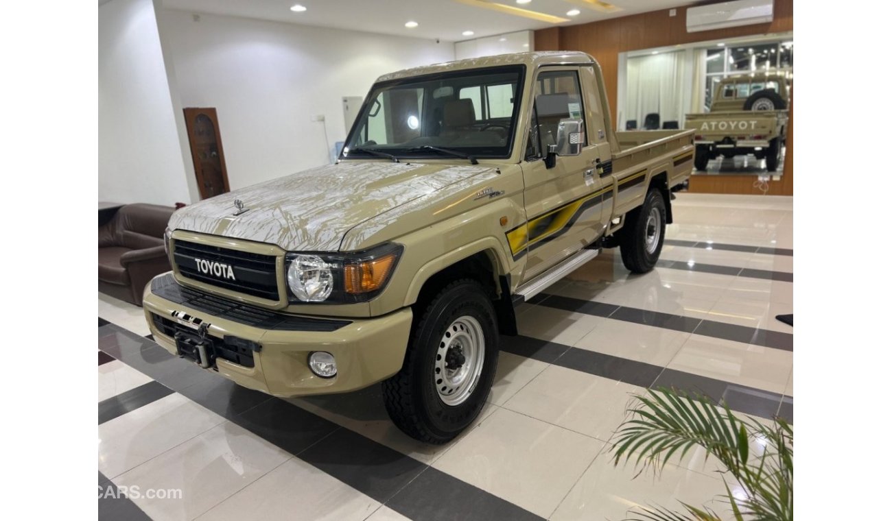 Toyota Land Cruiser Pick Up PICKUP 70th LX1