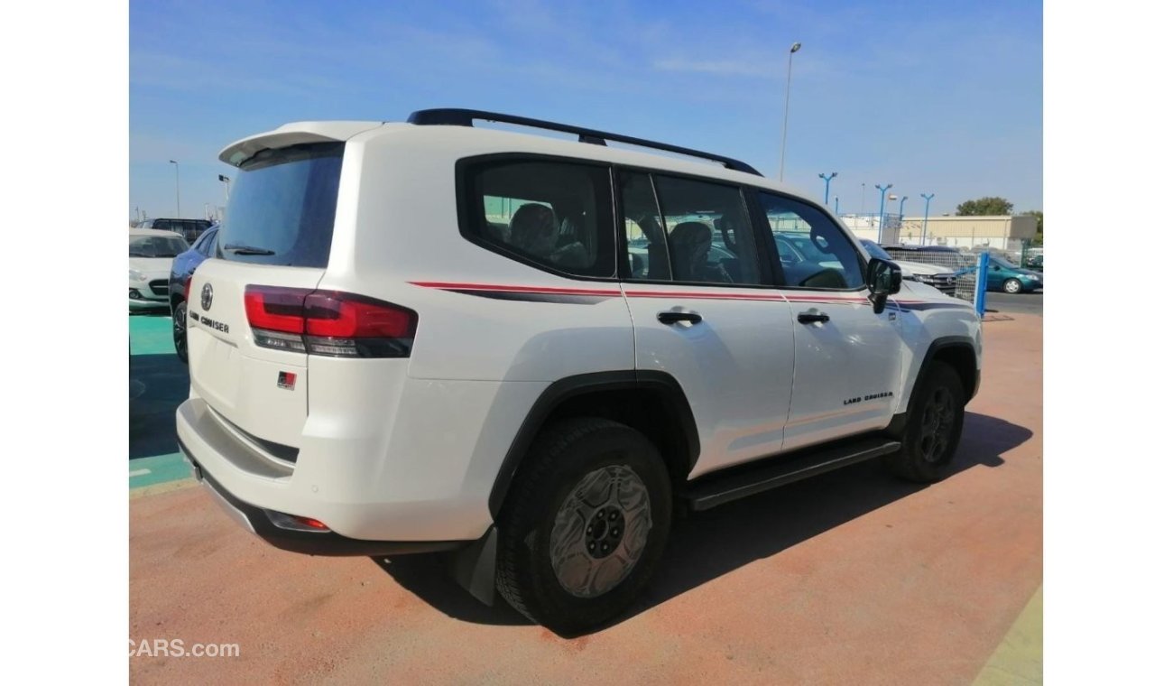 Toyota Land Cruiser GR // 3.5 PETROL ENGIEN // 2024