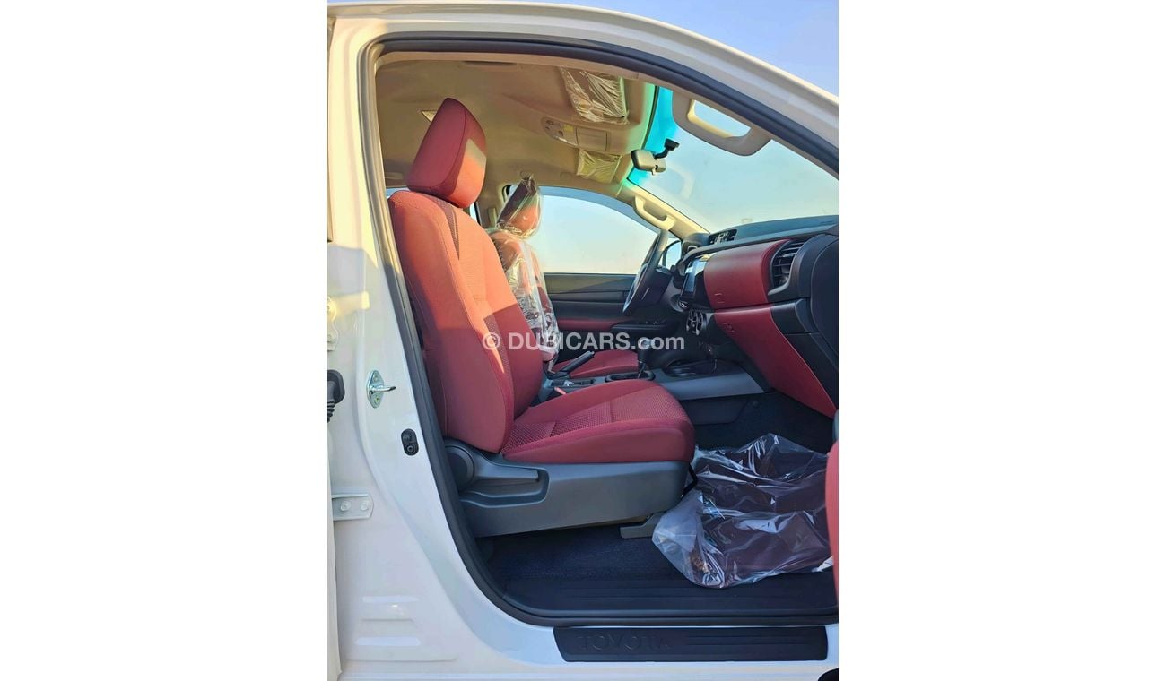 تويوتا هيلوكس NARROW BODY / 2.7L PETROL / POWER WINDOWS / 4WD (CODE # 68097)