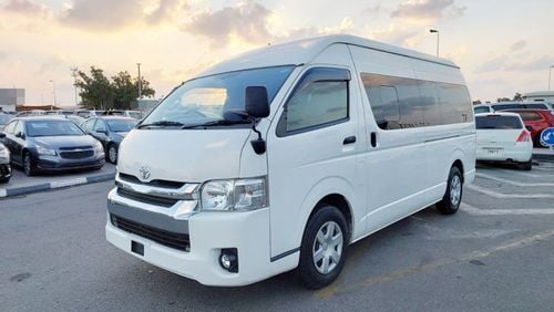 Toyota Hiace TOYOTA HIACE COMMUTER VAN RIGHT HAND DRIVE(PM13832)