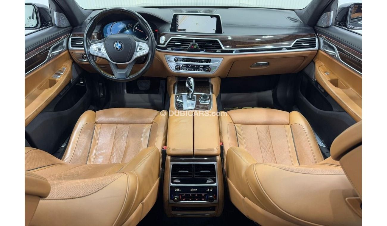 بي أم دبليو 750Li xDrive (450 HP) 2017 BMW 750Li xDrive, Warranty, Sep 2025 BMW Service Pack, Fully Loaded, GCC