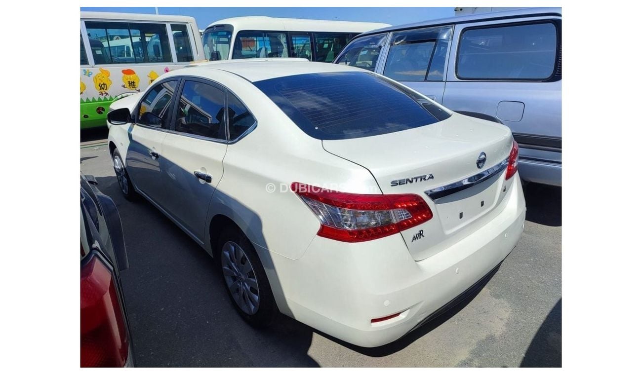 نيسان سنترا NISSAN SENTRA AWR 2020 GCC | Km 122190 | WHITE