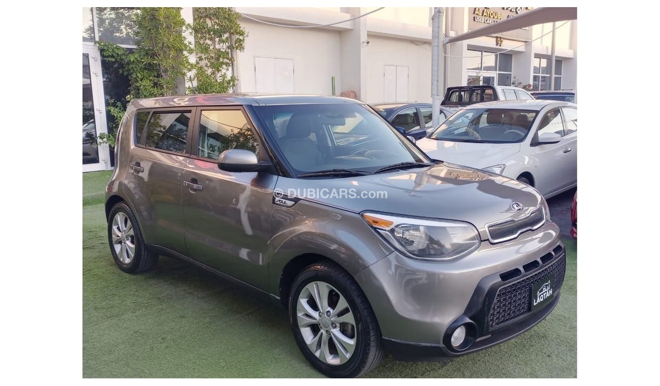 Kia Soul 2016 model, American specifications, 2000 cc, cruise control, alloy wheels and sensors in excellent