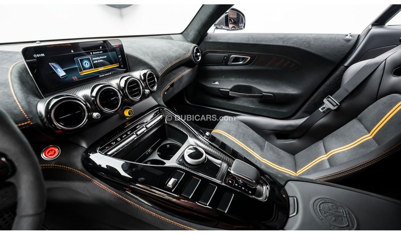 مرسيدس بنز AMG GT Black Series - Under Warranty and Service Contract