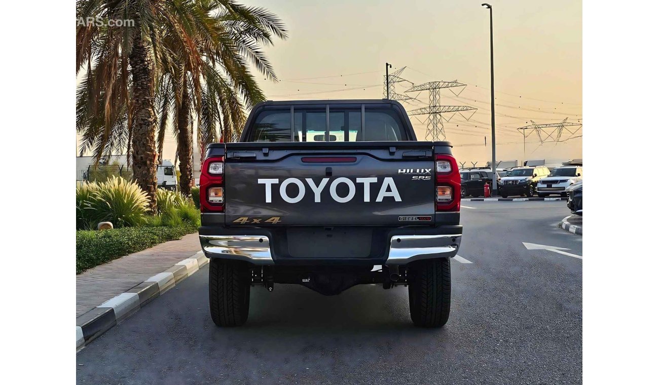 تويوتا هيلوكس 2.4L Diesel / Automatic Gear / FULL OPTION  (CODE # HDDWAF)