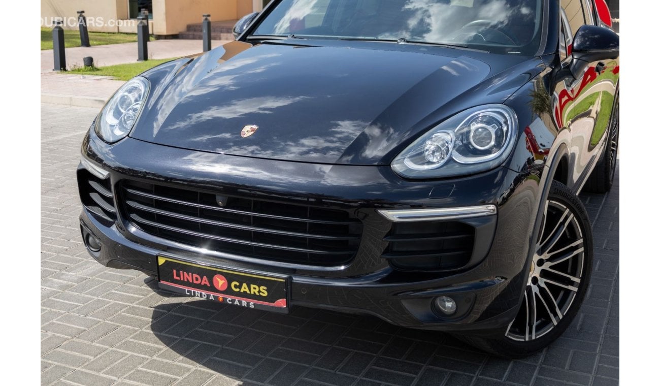 Porsche Cayenne S Porsche Cayenne S 2016 GCC under Warranty with Flexible Down-Payment.