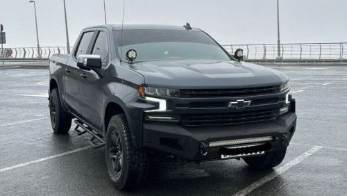 Chevrolet Silverado Custom