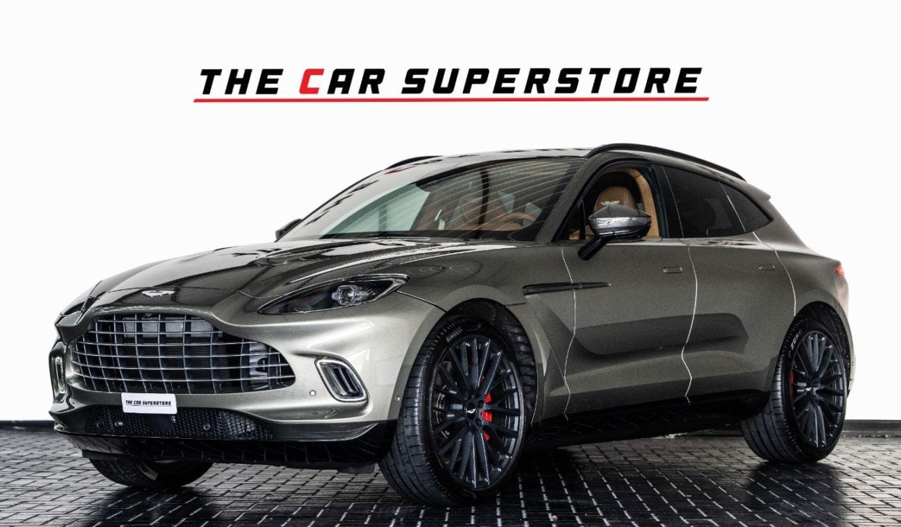 Aston Martin DBX 2023 - ASTON MARTIN DBX - DELIVERY KMS - CARBON PACKAGE - 2 YEARS WARRANTY