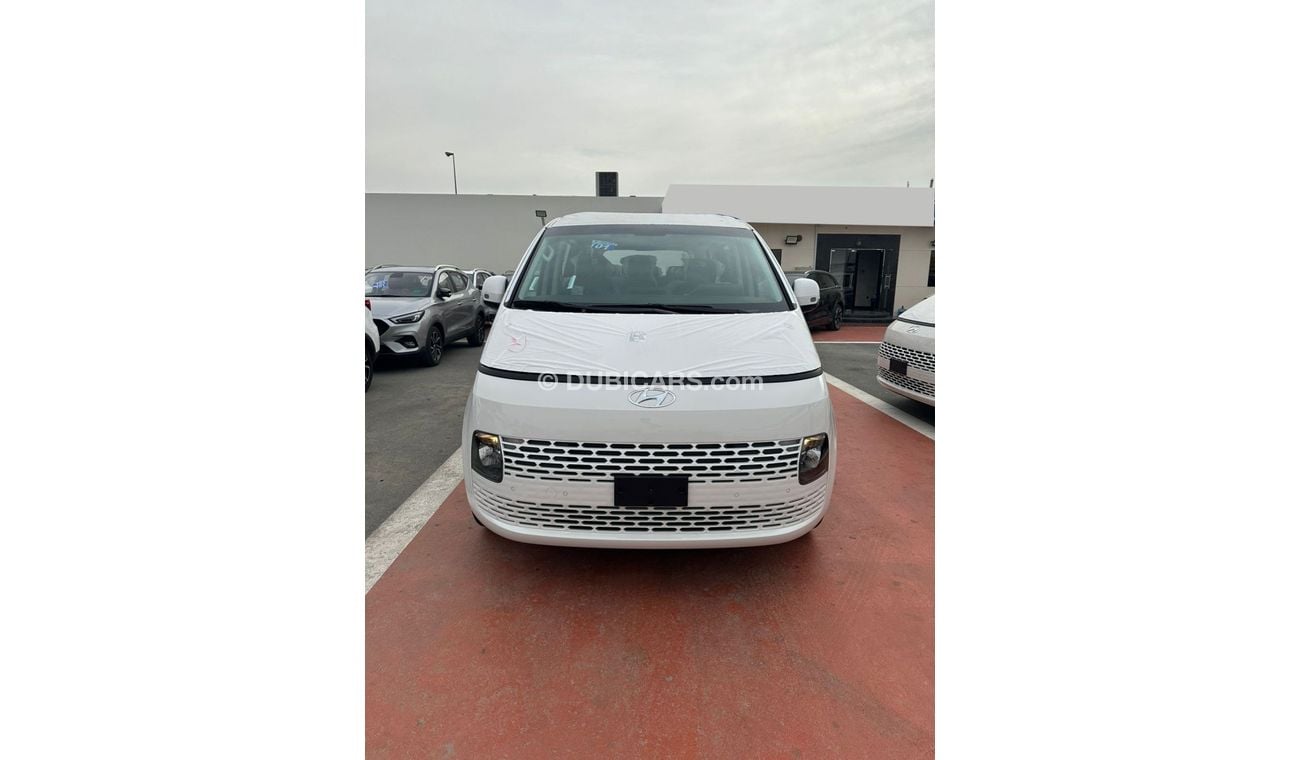 Hyundai Staria Comfort 3.5L (9 Seater)