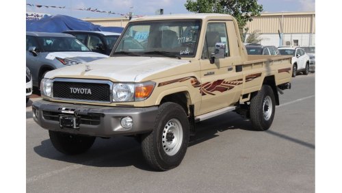 تويوتا لاند كروزر بيك آب LX 4.0Ltr V6 4WD SINGLE  CAB, DIFFRENTIAL LOCK,WINCH, POWER WINDOW,WOODEN INTERIOR-POWER MIRROE, MOD