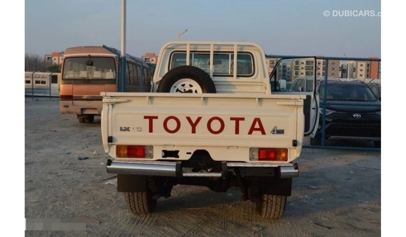 Toyota Land Cruiser Pick Up