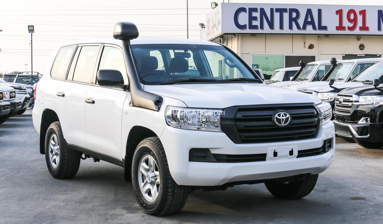 Toyota Land Cruiser V8 GX White Diesel Right Hand Drive