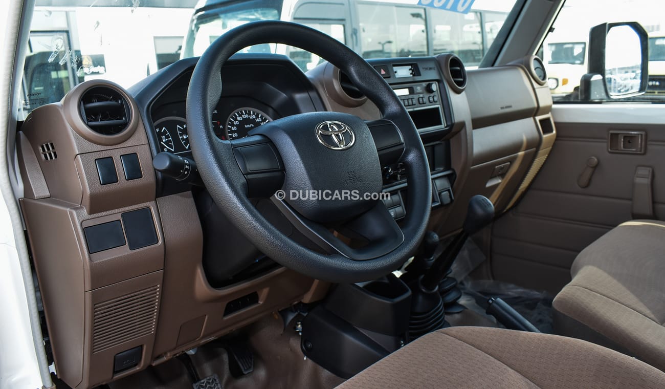 Toyota Land Cruiser Hard Top 4.0L V6 Petrol