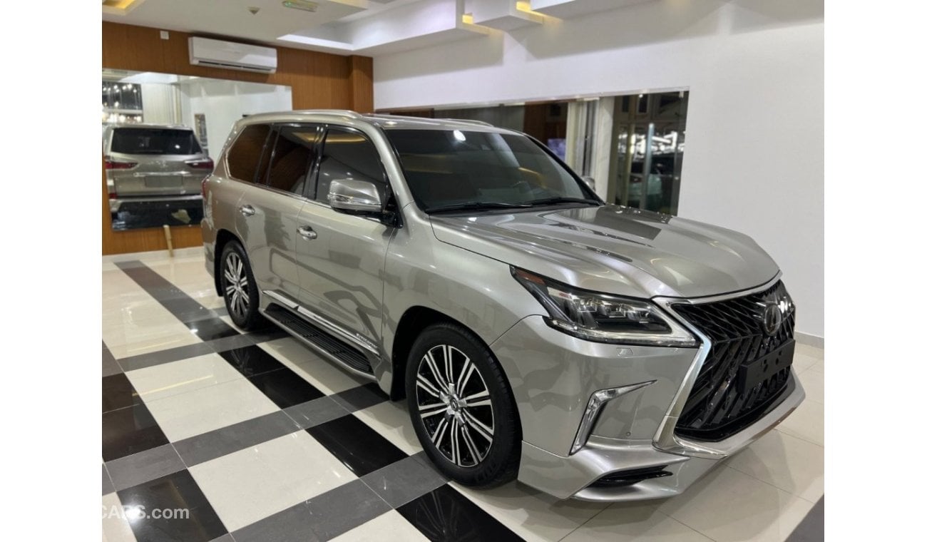 Lexus LX570 Signature